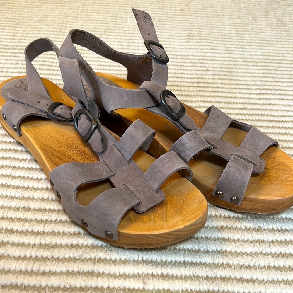 Sanita wood and leather sandals size 38 EUC
